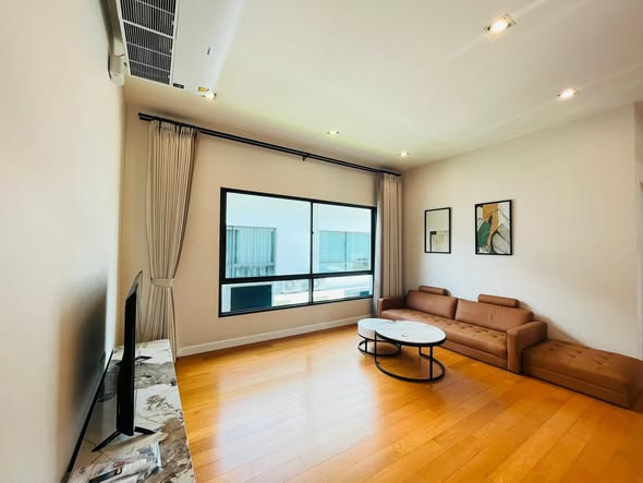 living room of เดอะ แกรนด์ ลักซ์ บางนา-สวนหลวง THE GRAND LUX BANGNA- SUANLUANG