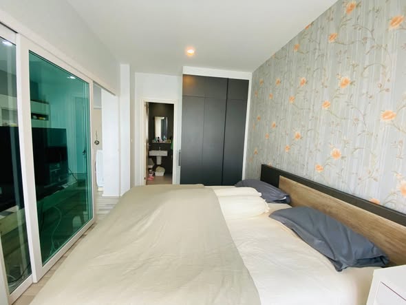 bedroom and room interior of The Key BTS Wutthakat เดอะ คีย์ บีทีเอส วุฒากาศ