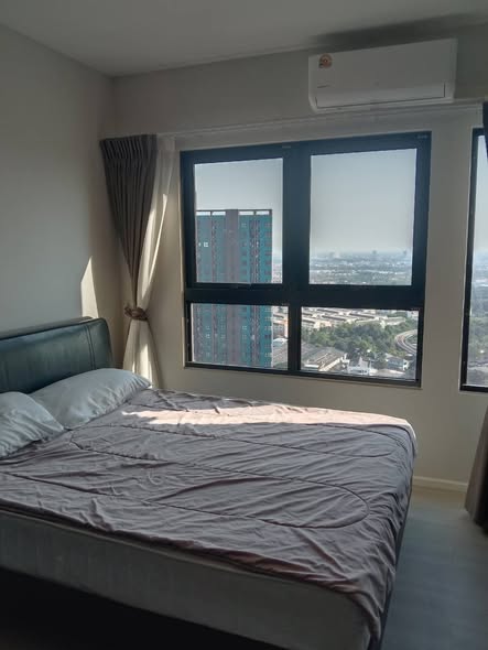 bedroom of The Key MRT Phetkasem 48