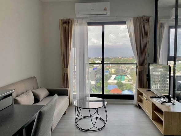 bedroom and living room of The Key MRT Phetkasem 48