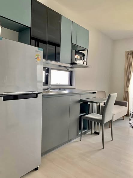 kitchen of The Key MRT Phetkasem 48
