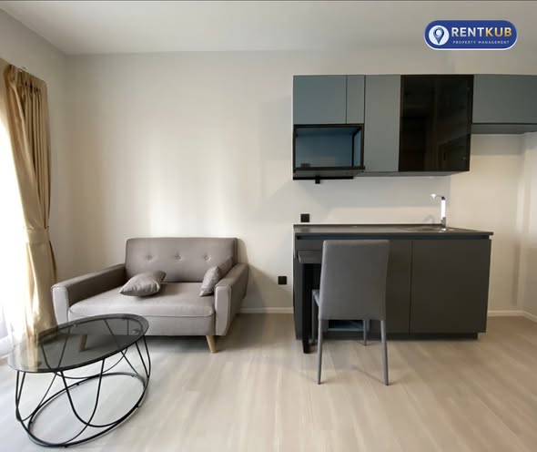 living room of The Key MRT Phetkasem 48