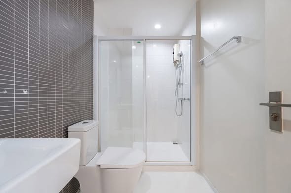 room interior and bathroom of The Key Prachachuen