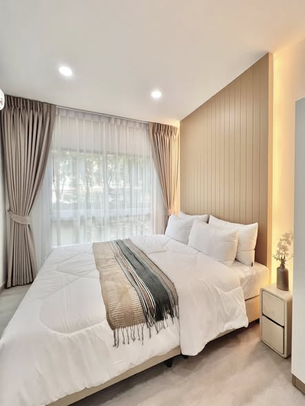 bedroom of THE KITH CHAENGWATTANA