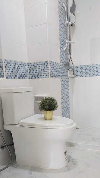bathroom of The Kith Khlongluang เดอะคิทท์ คลองหลวง