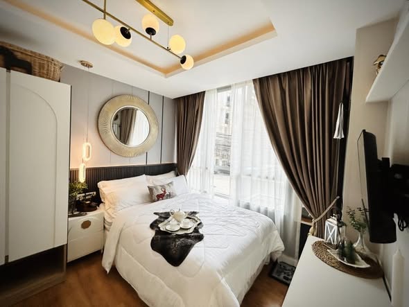 bedroom of The Kris Express 2