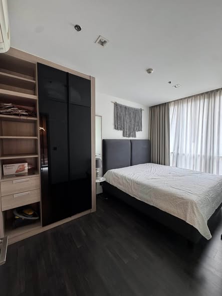 bedroom and room interior of THE LINE Asoke-Ratchada