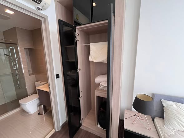bedroom and room interior of THE LINE Asoke-Ratchada
