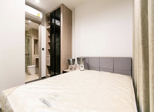 bedroom and room interior of THE LINE Asoke-Ratchada