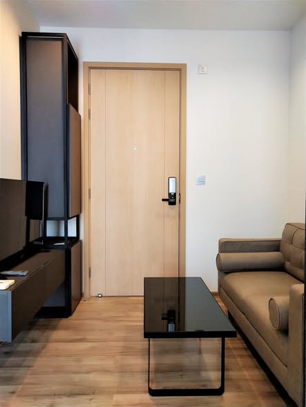 living room and room interior of THE LINE Jatujak-Mochit