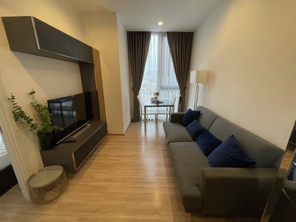bedroom and living room of THE LINE Phahon-Pradipat
