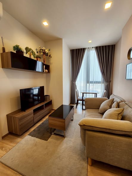 living room and bedroom of THE LINE Phahon-Pradipat