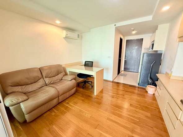 living room of THE LINE Phahonyothin Park
