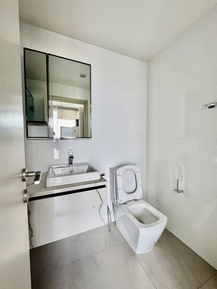 bathroom of THE LINE Sukhumvit 101