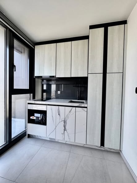 room interior and kitchen of THE LINE Sukhumvit 101