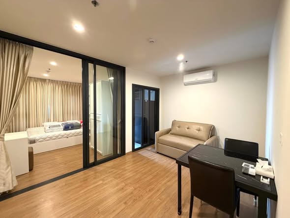 bedroom and room interior of The Line Vibe เดอะ ไลน์ ไวบ์
