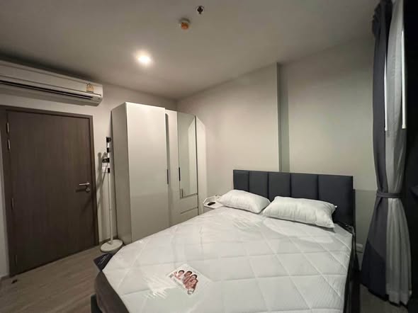 bedroom of THE LINE Wongsawang