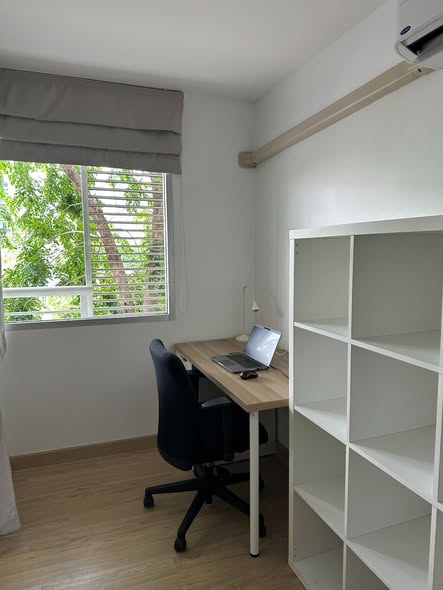 room interior of The Link Sukhumvit 50