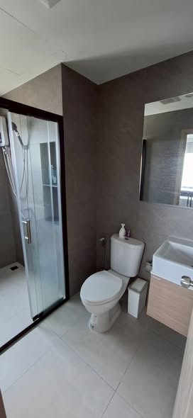 bathroom of The LIVIN Phetkasem
