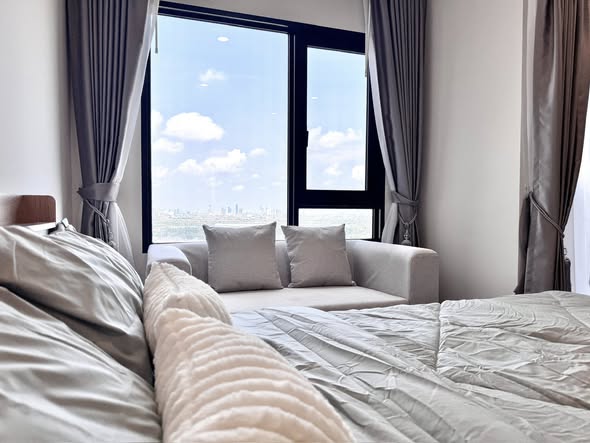 bedroom of The LIVIN Phetkasem
