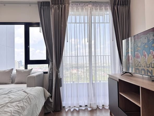 bedroom and room interior of The LIVIN Phetkasem