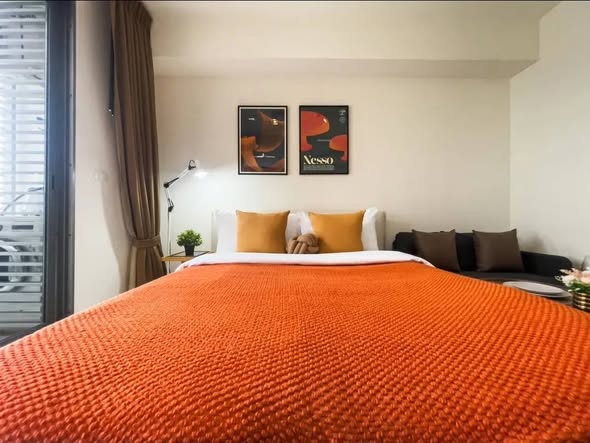 bedroom of The Lofts Ekkamai