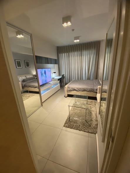 bedroom and room interior of The Lofts Ekkamai