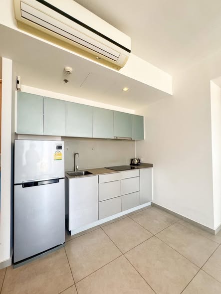 kitchen of The Lofts Ekkamai