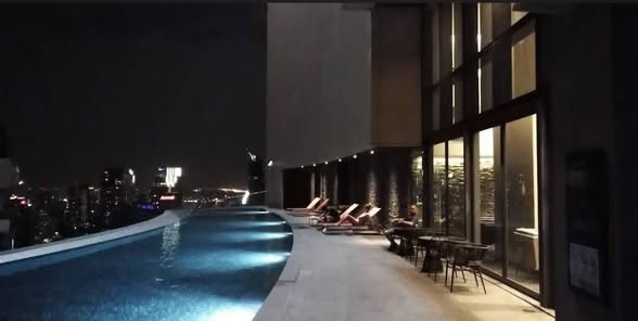 pool of The Lumpini 24