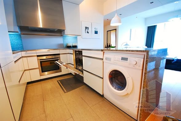 kitchen of The Met Condominium