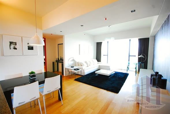 living room of The Met Condominium