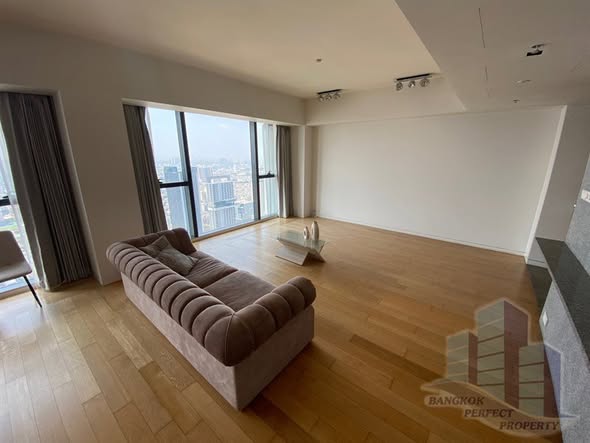 living room of The Met Condominium