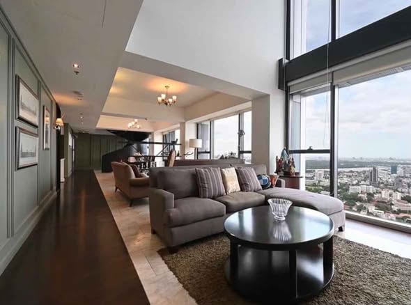 living room of The Met Condominium