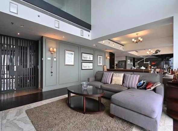 living room and room interior of The Met Condominium