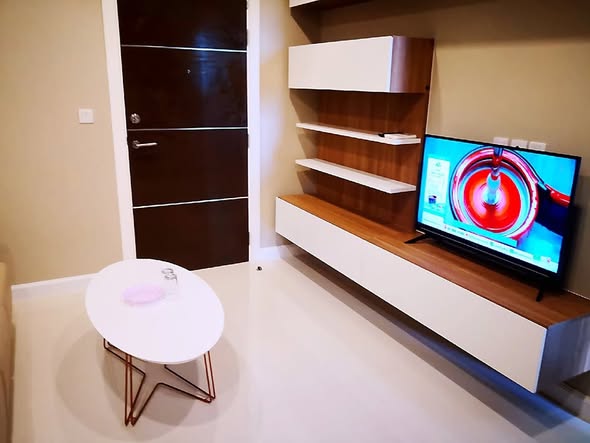 room interior of The Metropolis Samrong
