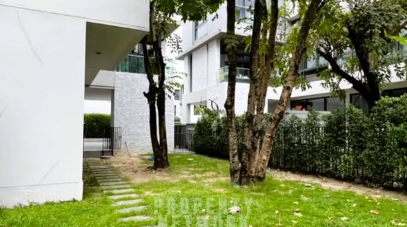 The Modern House 32