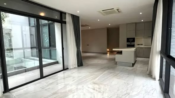 room interior of The Modern House 32