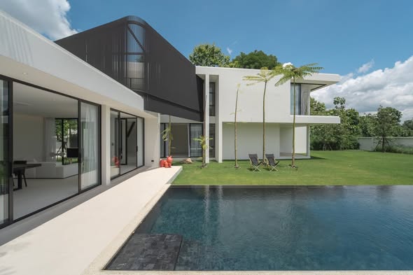 pool and room interior of บ้านพักหัวหิน The Modern Pool Villa