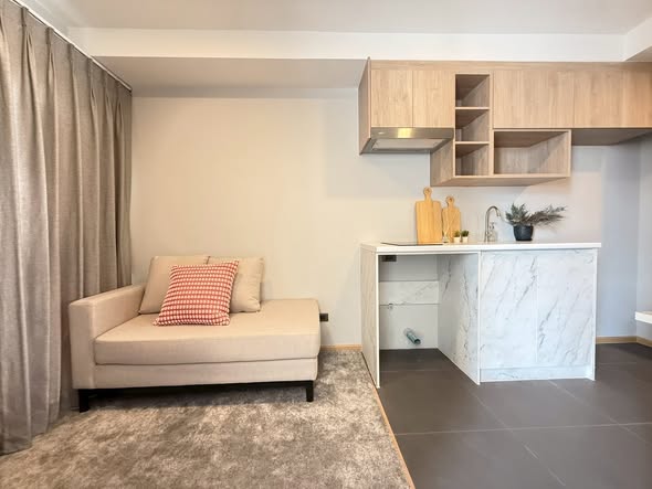 living room of The Moment Ratchada 19