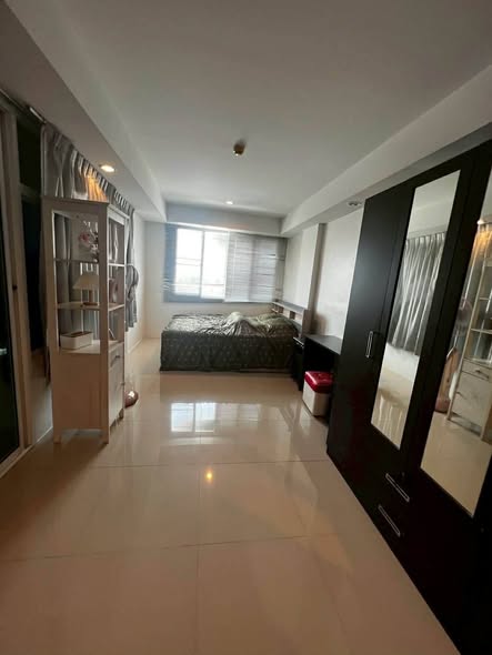 bedroom of The Mountain Condo Khaotalo