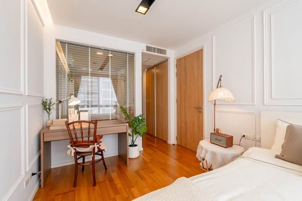 bedroom of The Nest Ploenchit