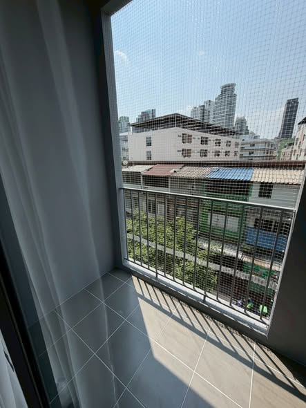 room interior of The Nest Sukhumvit 71