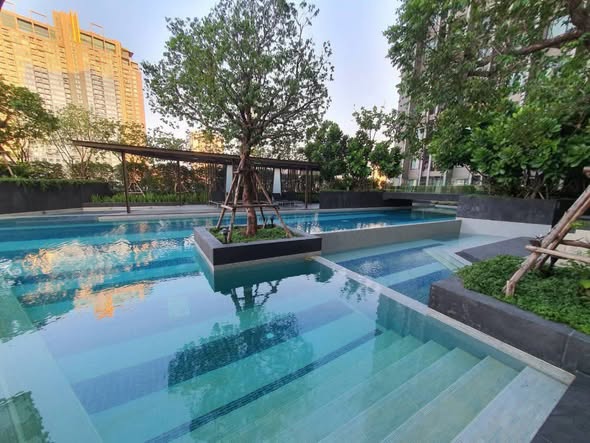 pool of The Niche Pride Thong Lo-Phetchaburi