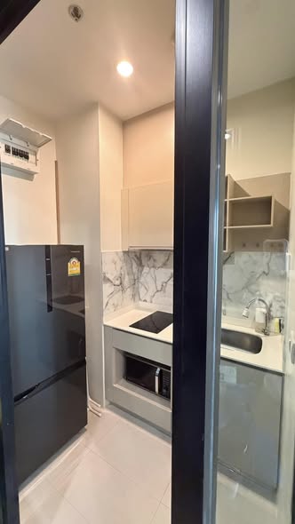 room interior and kitchen of The Niche Pride Thong Lo-Phetchaburi