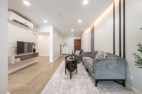 living room of The Niche Sukhumvit 49