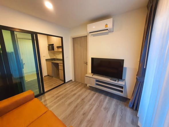 bedroom and room interior of The Origin Onnut