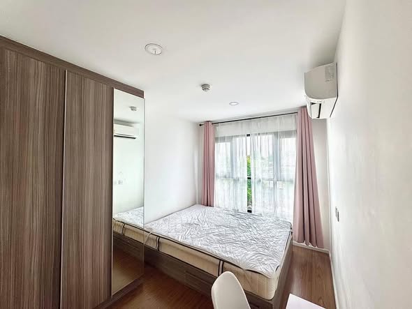 bedroom and room interior of The Origin Phahol-Saphanmai