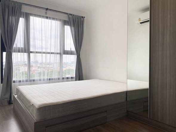 bedroom and room interior of The Origin Phahol-Saphanmai