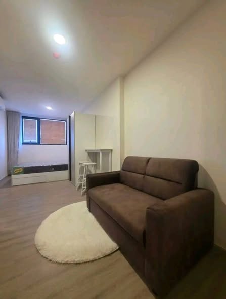 living room of THE ORIGIN SUKHUMVIT – PRAKSA สำนักงานขายคอนโด