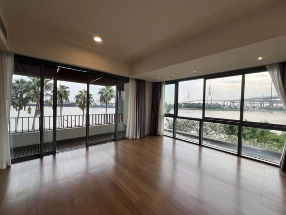 room interior of The Pano